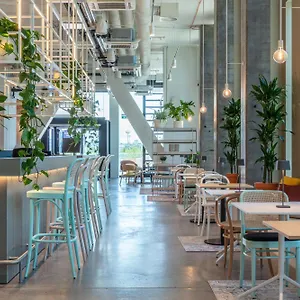  아파트 District Living